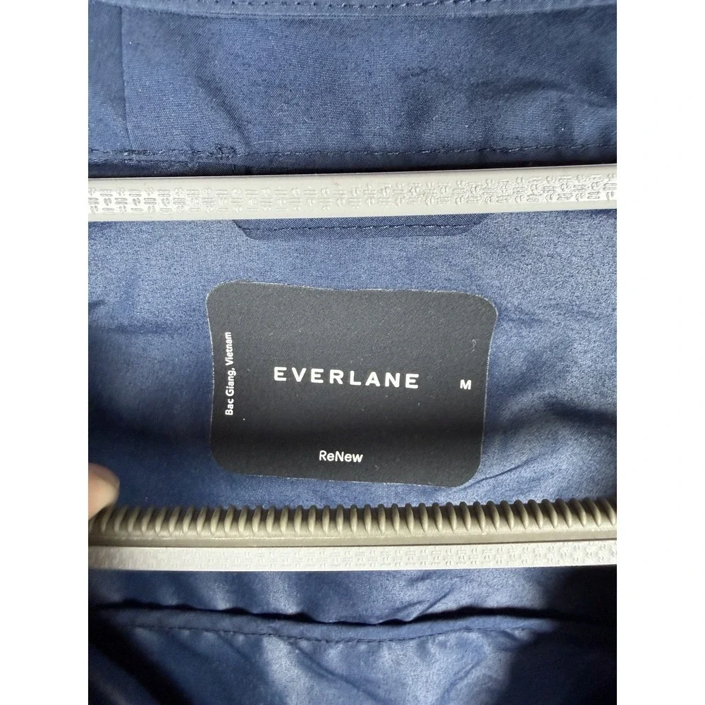 Everlane Mens M Navy ReNew Hooded Rain Windbreaker Jacket Recycled Polyester